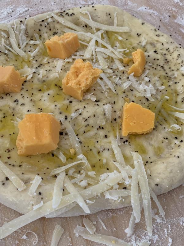 Deluxe Cheddar Parmigiana Basil 🌿 Pizza photo 7